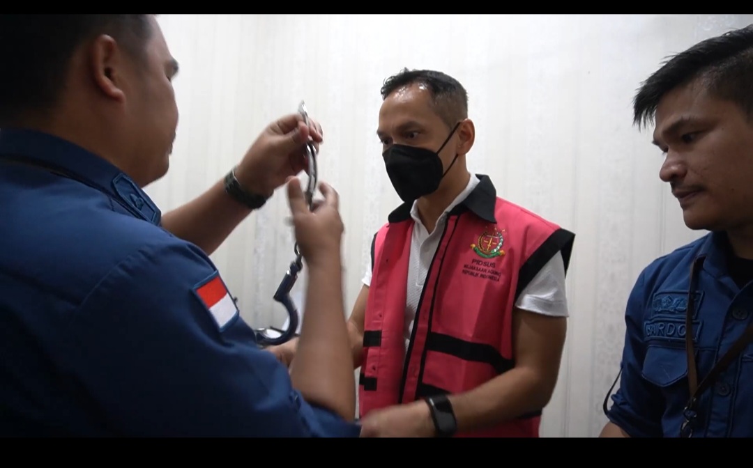 Screenshot_20230615_191955_Video Player Jampidsus Tetapkan Yusrizki Jadi Tersangka Korupsi BTS 1