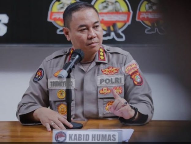 Penjaga Rumah Dinas Kapolri Diserang Pria Tak Dikenal 8