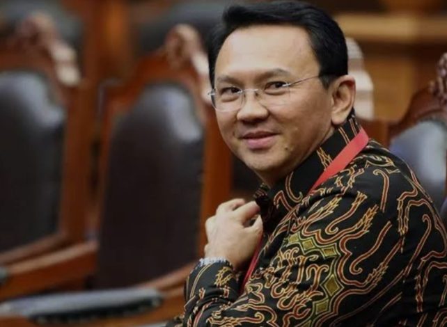 Dugaan Korupsi Gas Alam Cair, KPK Periksa Ahok 9