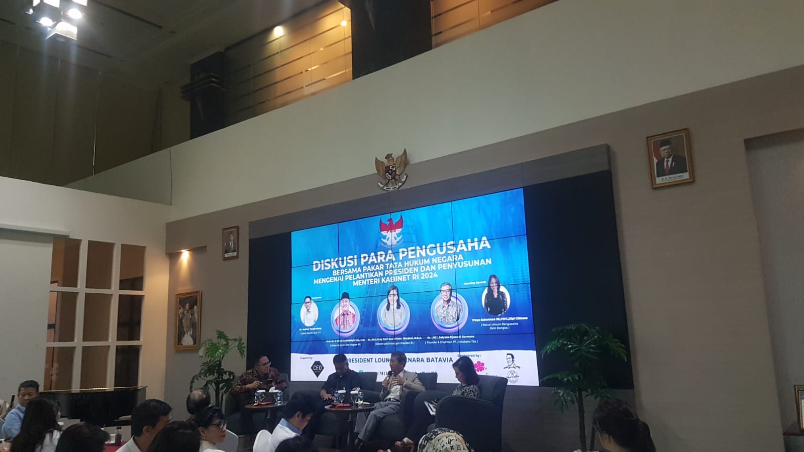 Pengusaha Berharap Pelantikan Presiden Dipercepat 1