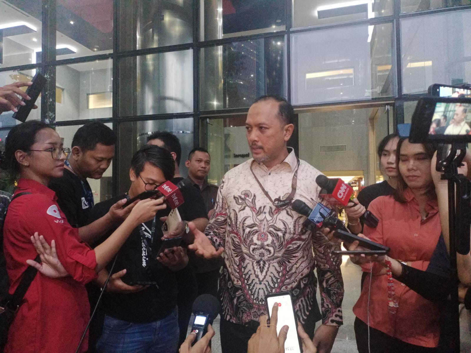 Usut Korupsi ASDP, KPK Cegah 4 Orang ke Luar Negeri 1