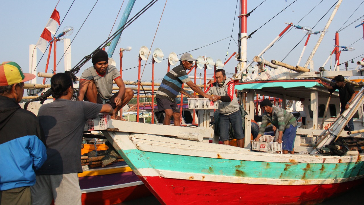 Pacu PDB Sektor Perikanan, KKP Optimalkan Pelayanan di Pelabuhan Perikanan 1