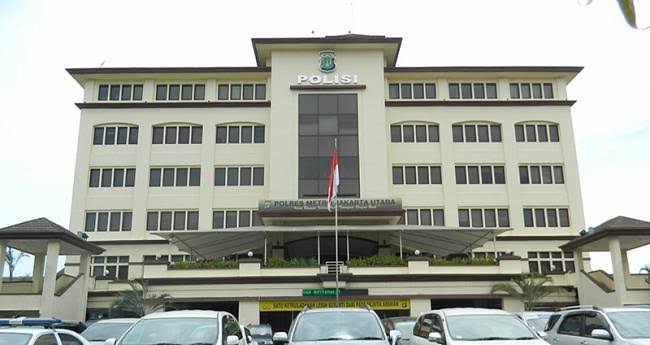 Razia PPKM, Pasutri Pemilik Kafe dan 60 WNA Jadi Tersangka 9
