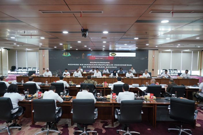 Pertahankan MoU, Jaksa Agung Terima Audiensi Komjak RI 33