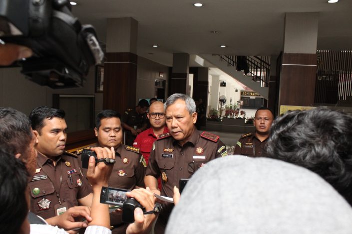 Kejati Sumut Tahan Dua Tersangka Pengadaan APD saat Pandemi Covid 10