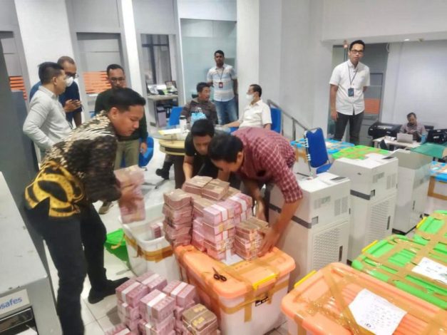 Tidak Kasih Kendor, Jaksa Terus Kuliti Korupsi Timah Rp189 Triliun 9