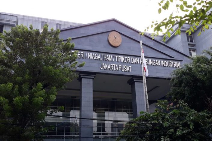 Dadan Tri Didakwa Menerima Imbalan Rp 11.2 Miliar Bersama Hasbi Hasan Untuk Urus Perkara di MA 8