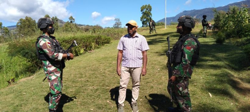 Satgas Kodim Yalimo Yonif RK 751/VJS Anjangsana dengan Tokoh Masyarakat di Wilayah Binaan 31