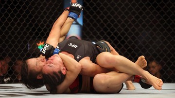 UFC 281: Cekikan Zhang Wei Li Membuat Esparza Menyerah 12